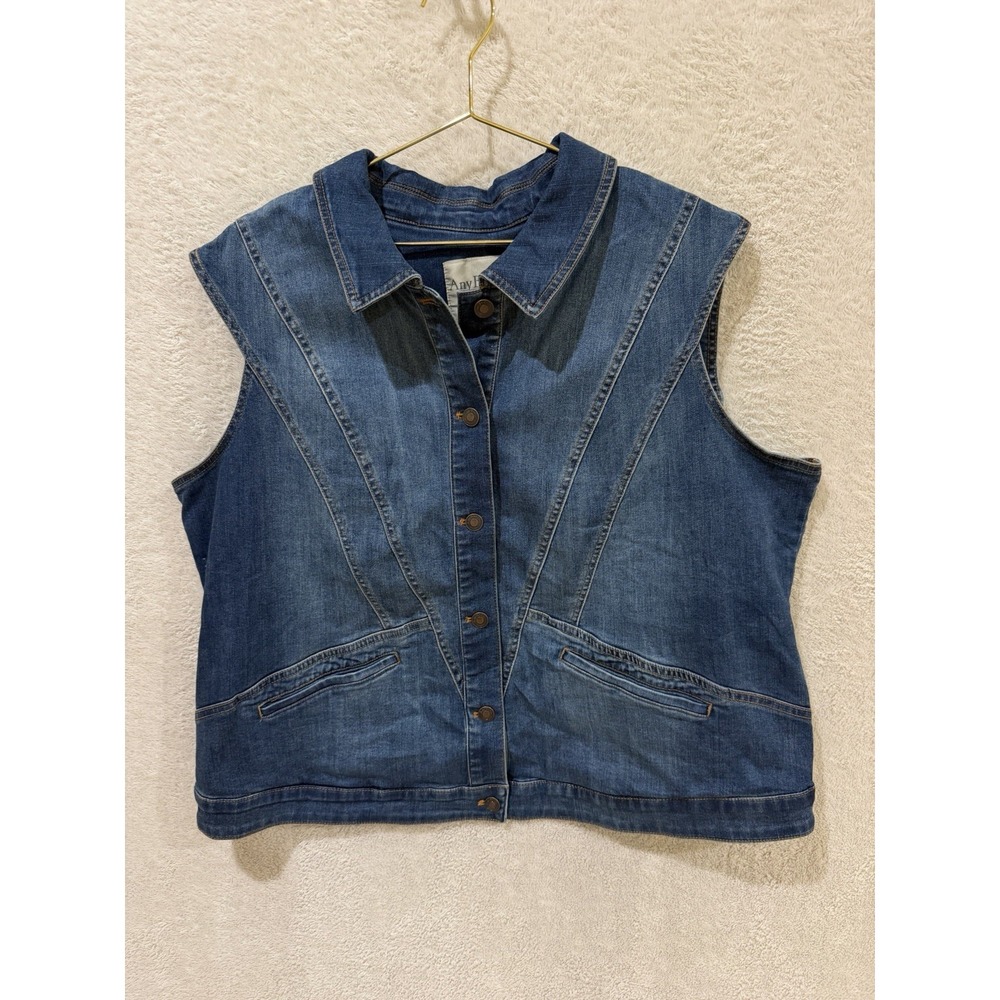 Anybody Washed Denim Vest With Pitched Back Medium Wash Size XL Western Rodeo